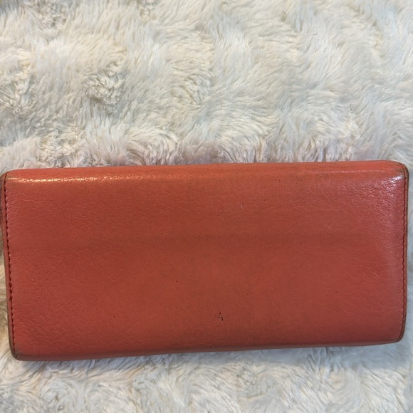 Chloe Peach Wallet With A Snappy Snap Button & Zipper is Zippy - Picture 2 of 16